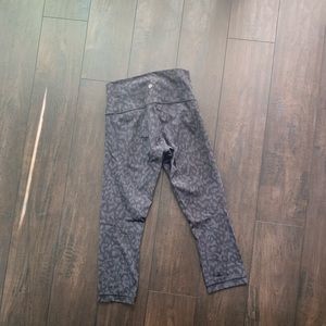 Camo Lululemon Wunder Under Leggings🤍